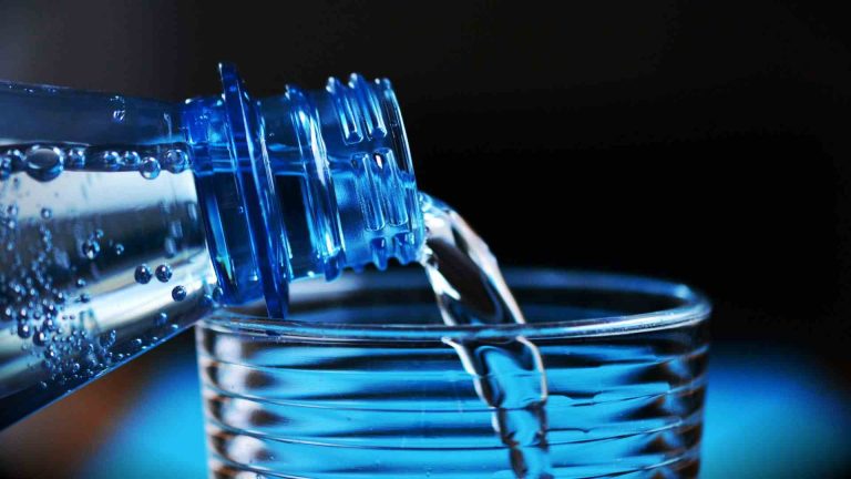 how-many-ounces-in-a-water-bottle