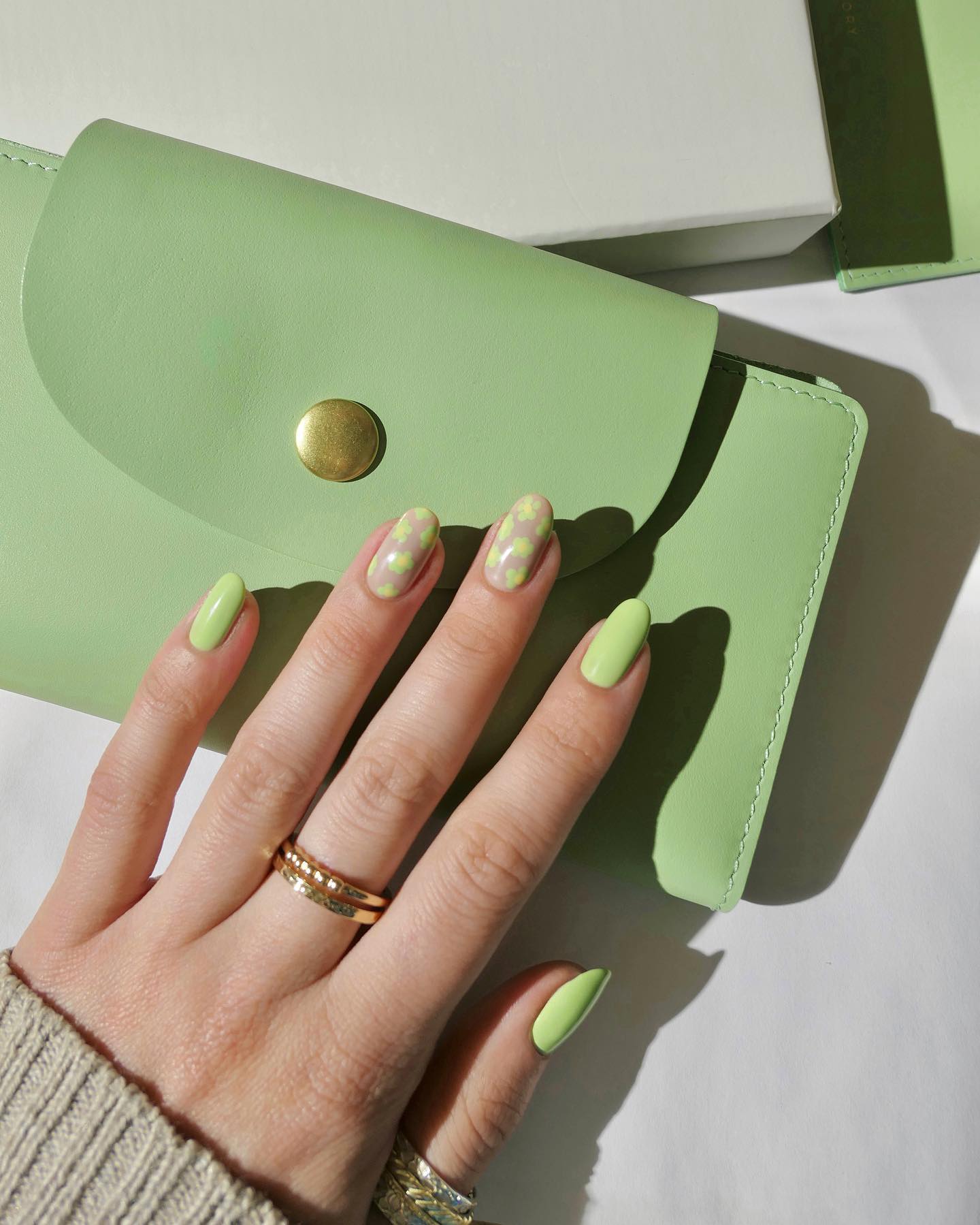 Summer Wedding Nails