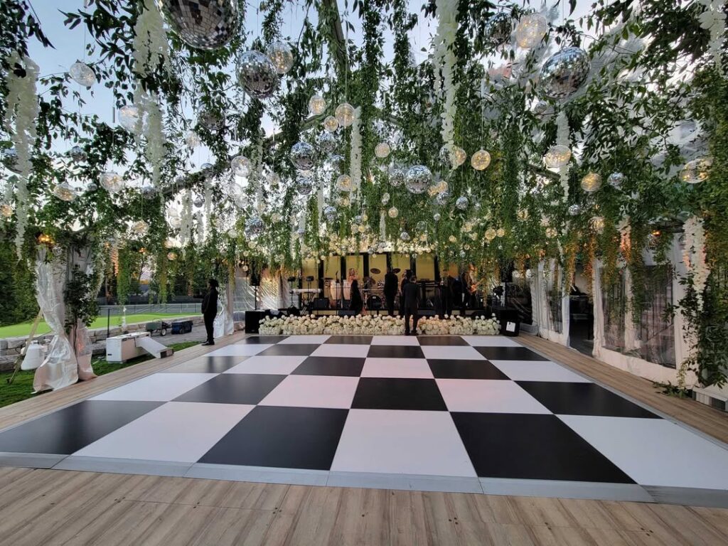 Backyard Wedding Reception Ideas