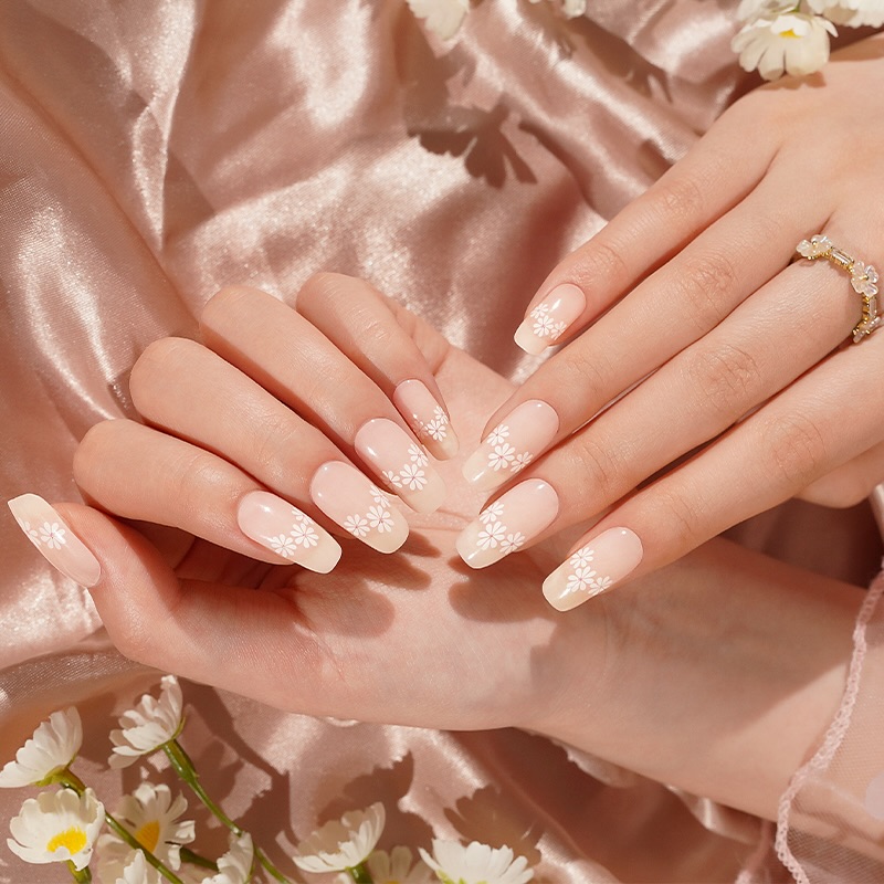 Summer Wedding Nails